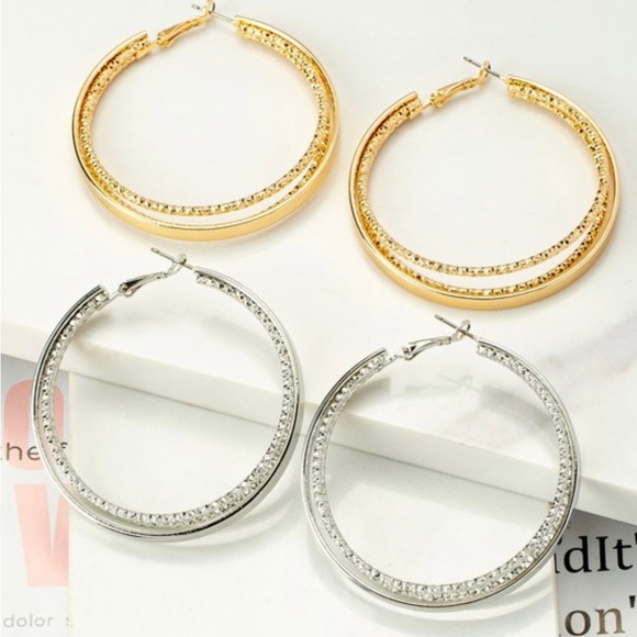 🆕TRIPLE round hoop earrings - Picture 3 of 7
